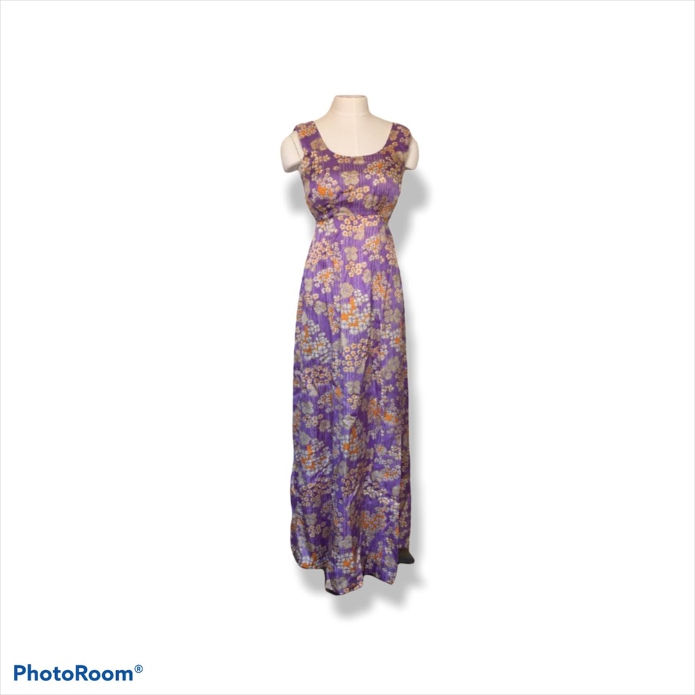 Vintage Floral Print Empire Waist Maxi Dress